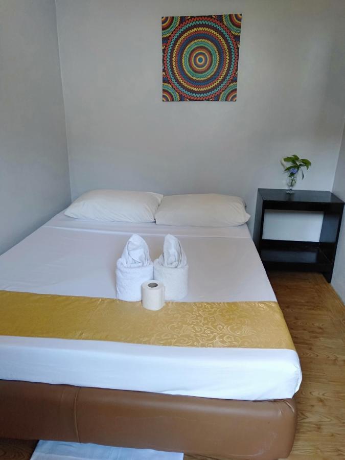 إل نيدو Residencia Katrina Bed And Breakfast المظهر الخارجي الصورة
